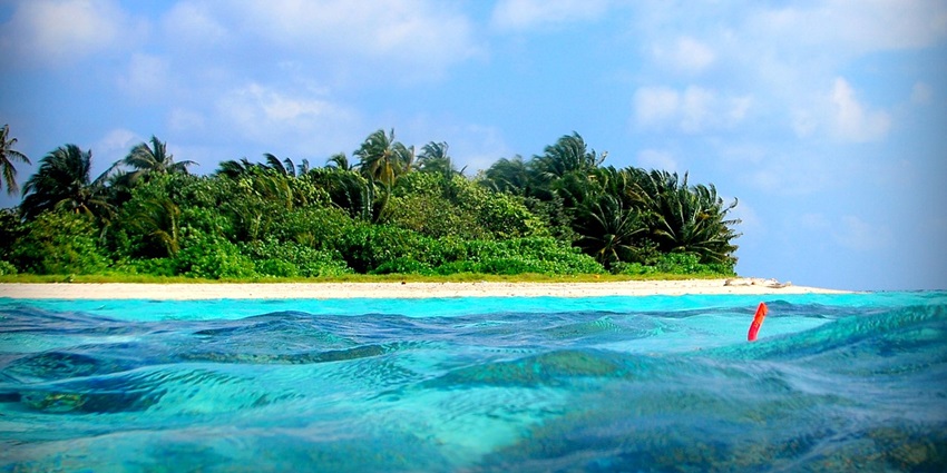 Thinadhoo Island, Vaavu Atoll one of the best islands to explore in Maldives in September