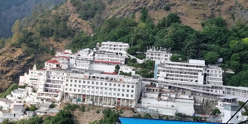 Vaishno Devi Temple surrounded by hills is onr of the top places to visit in Jammu in December