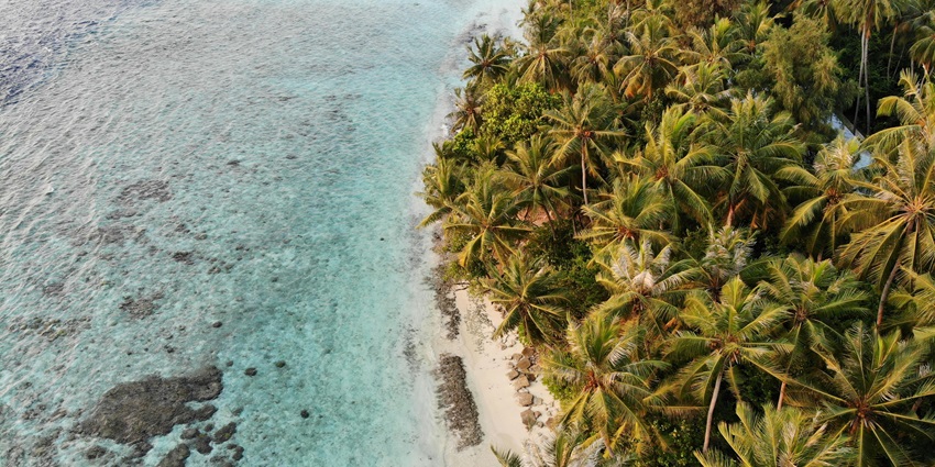 Beautiful beach on Villingili Island, a top place to visit in Maldives in April