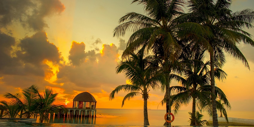 Enjoy the exclusivity of Villingili Resort Island, with lush tropical gardens, white-sand beaches, and private villas.
