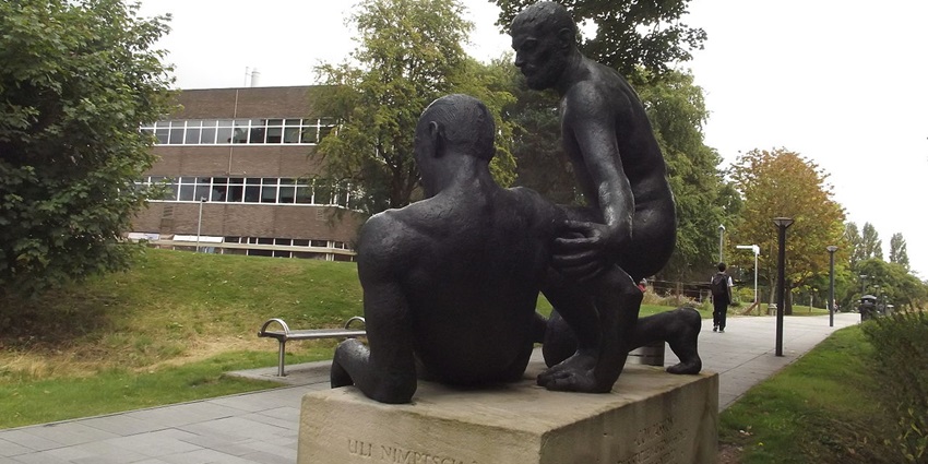 Stroll past contemporary sculptures and leafy walkways in Bishkek’s art-filled Oak Park.