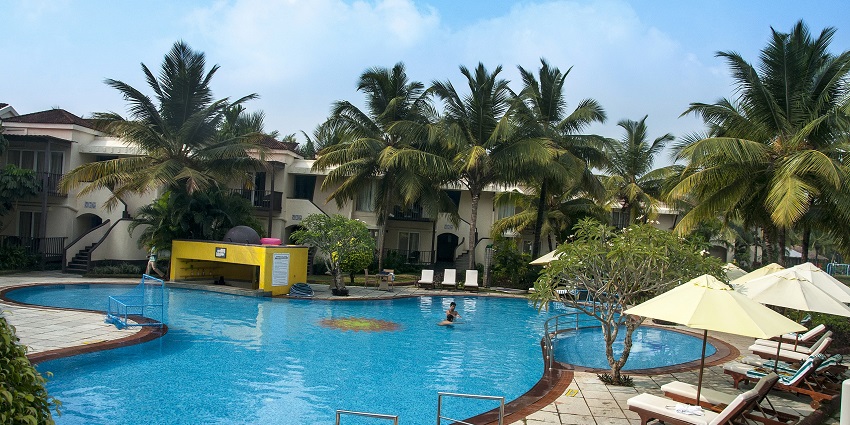 Beachside resort in Goa highlighting where to stay and how much does a Goa trip cost