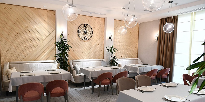 Historic-style hotels near Icherisheher with luxurious amenities and easy access to landmarks.