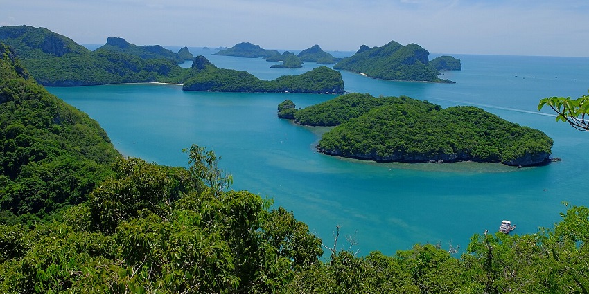 Ang Thong National Marine Park from above in Thailand, with dense green islands, one of the best places to visit near koh Samui.