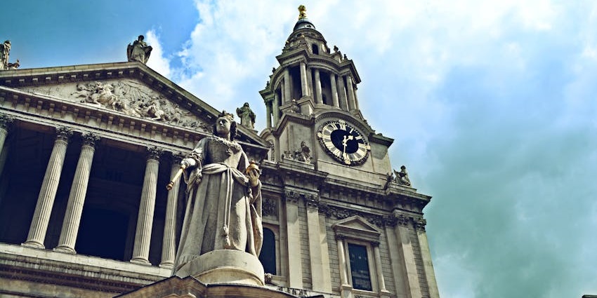 Attending a festive service is one of the most spiritual things to do in London on Christmas Day.