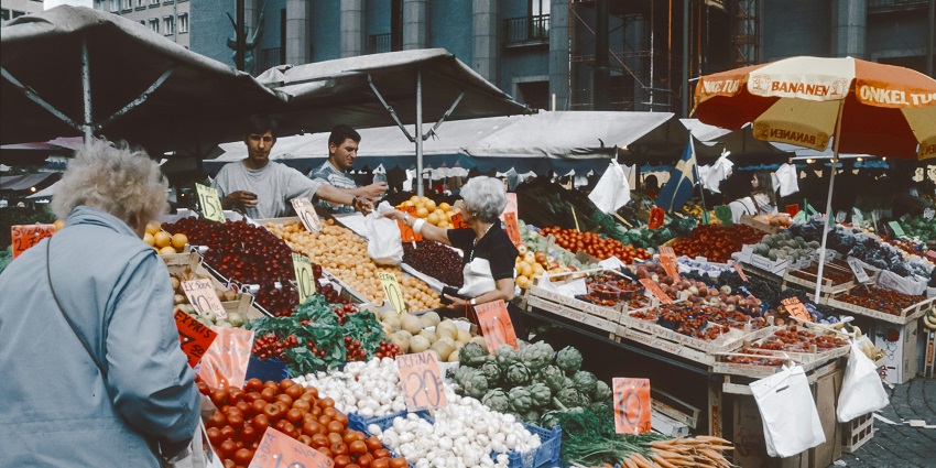Colorful stalls and local products at Falkenberg’s vibrant outdoor markets.