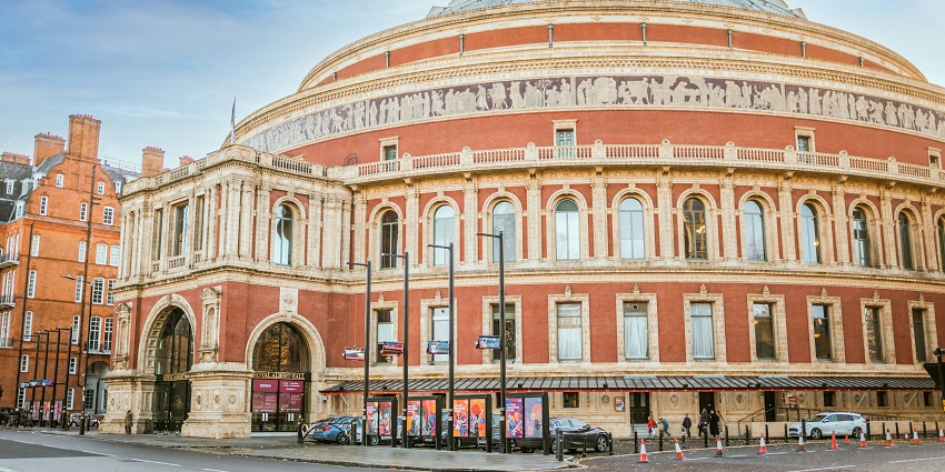 Admiring the iconic Royal Albert Hall is one of the most captivating things to do in Kensington.