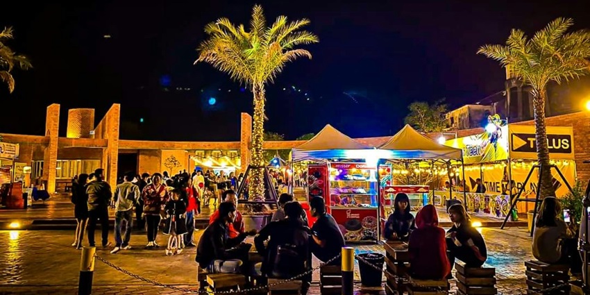 Enjoy shopping in Krabi at Chaofah Night Market, offering street food, souvenirs, and live music.