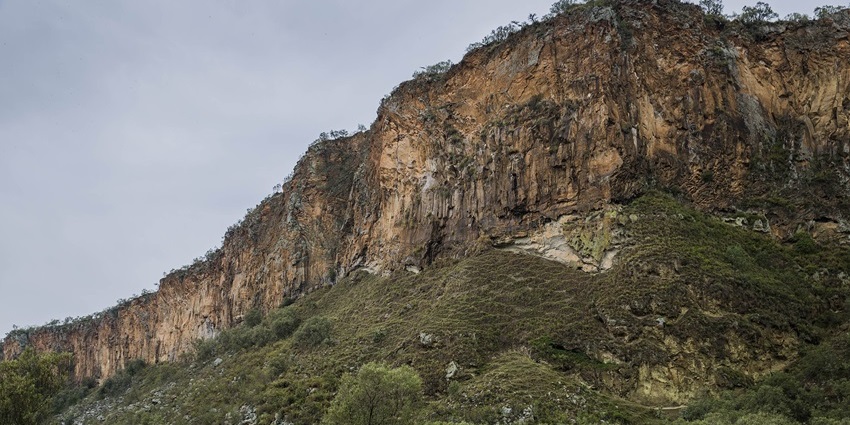 Cycling through a dramatic gorge is one of the most adventurous things to do in Naivasha.