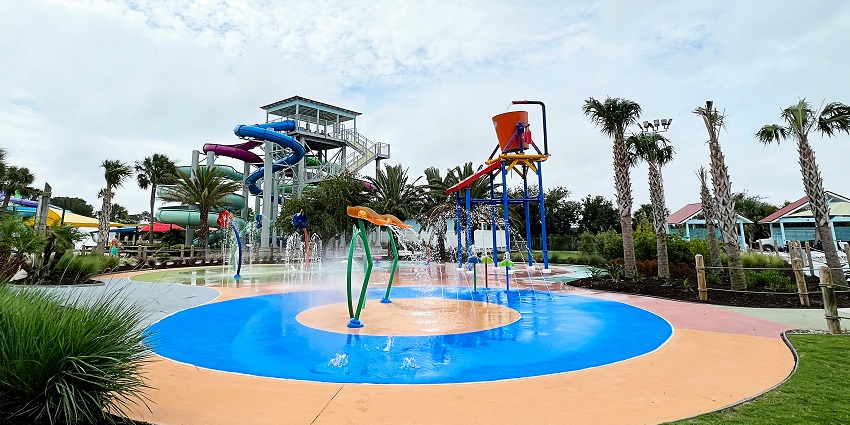 Zizima Eco Water Park with water slides and pools, perfect for things to do in San Pedro Sula.
