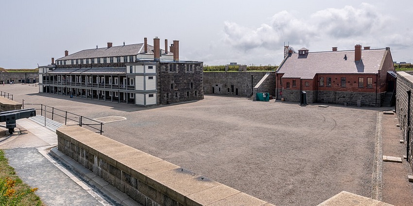 Halifax Citadel National Historic Site, with an old Canadian architectural building and railings.
