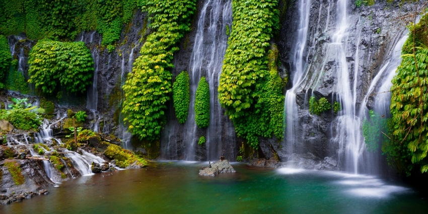 Exploring the serene Singsing Waterfall is one of the things to do in Lovina.