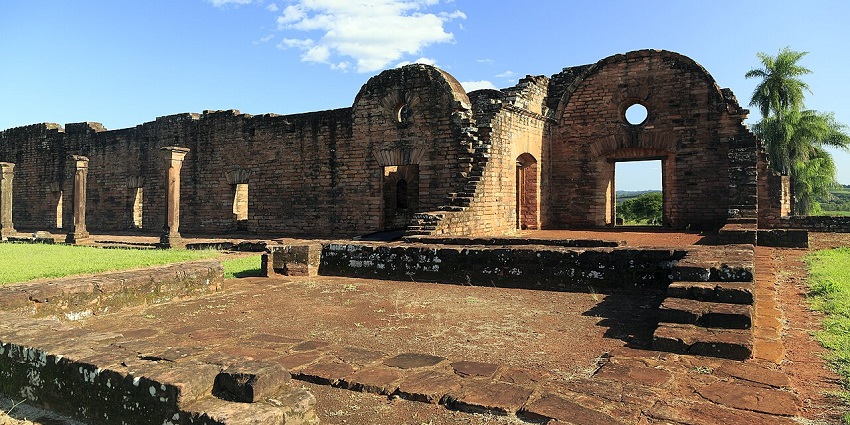 Explore the ruins of Jesuit missions with old architecture, broken walls, is one of the things to do in Paraguay.