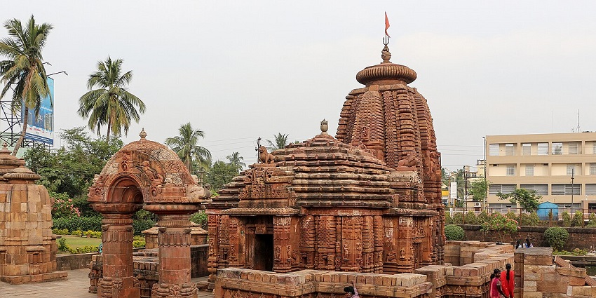 A view of Mukteshvara Temple, one of the top places to visit in Odisha in November.