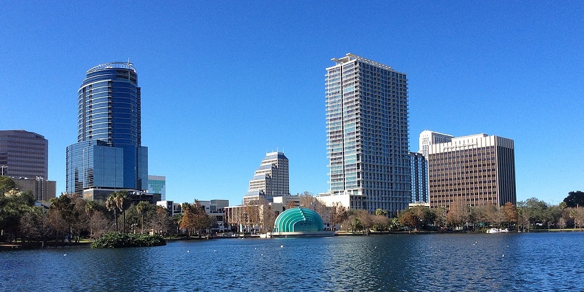 Pedalling a swan boat in the peaceful Lake Eola Park is one of the best things to do in Orlando at night.