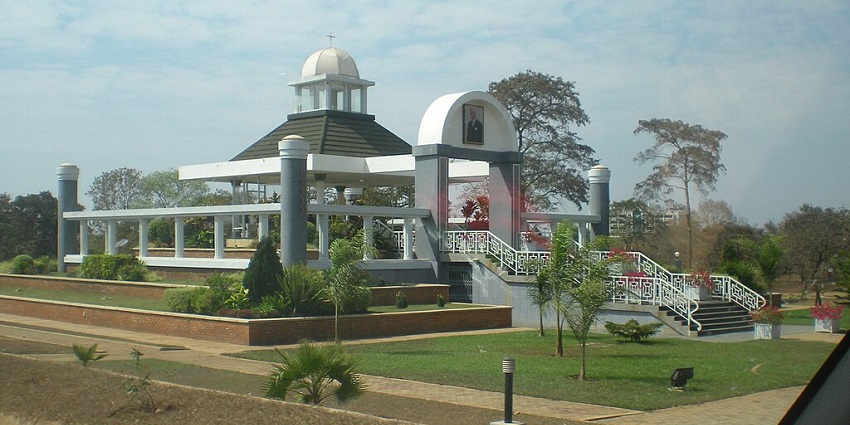 Visiting the historic Kamuzu Mausoleum is one of the top things to do in Lilongwe.