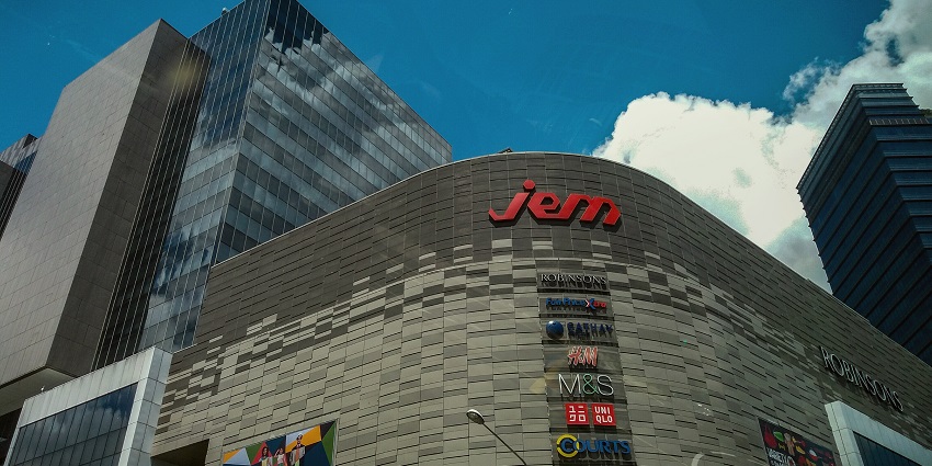 Shopping at JEM Mall is one of the most exciting things to do in Jurong East.