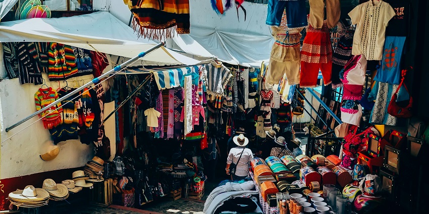 Daytime view of market stalls in Kuala Perlis, Malaysia.