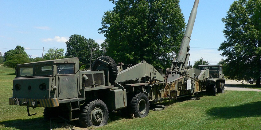 Discover the impressive M65 Atomic Cannon, one of the unique things to do in Junction City KS.
