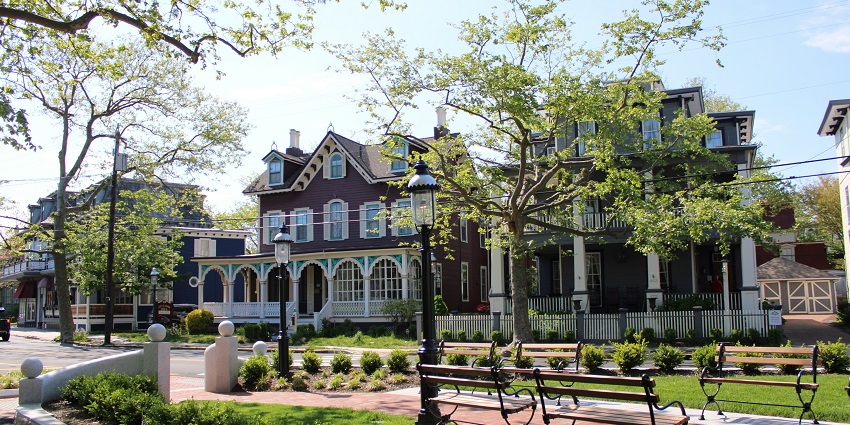 Stroll along the charming Main Street, one of the popular things to do in Junction City KS.
