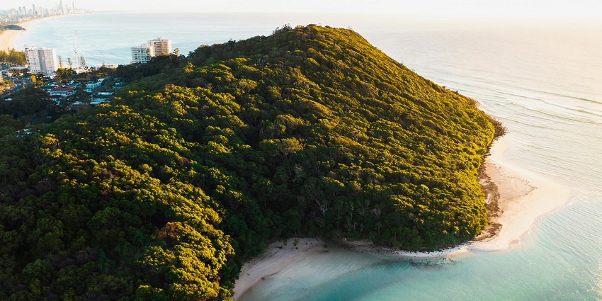 Trekking to Jarvis Hill Lookout is one of the most scenic things to do in Hawker.
