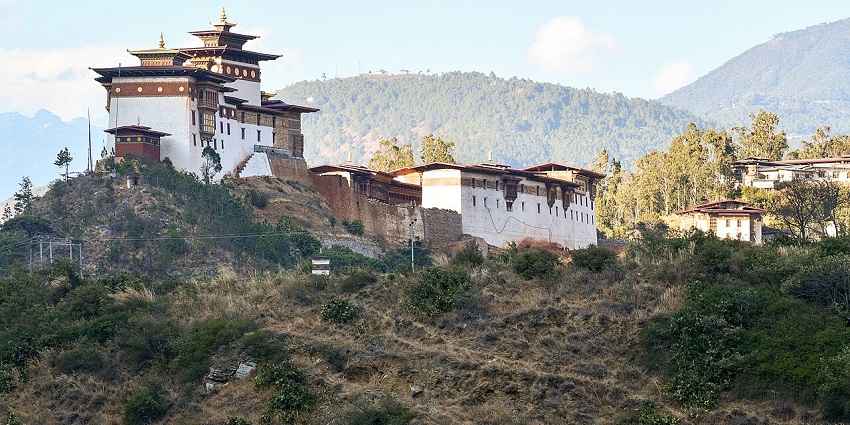 Wangdue Phodrang scenic valley with monasteries and rivers, among top places to visit near Thimphu.