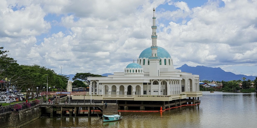 Burhanpur’s heritage monuments, among the top cultural places to visit near Hanumantiya.
