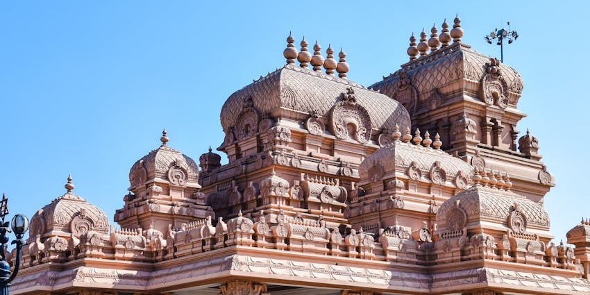Jhandewalan Mandir with traditional architecture and temple surroundings.
