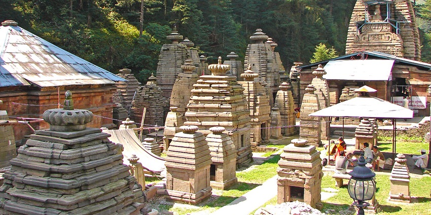 Jageshwar Dham with a traditional architectural temple and is surrounded by green trees, one of the places to visit near Binsar.