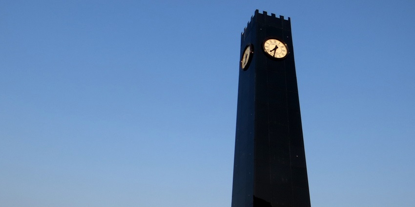 A tall and black clock tower stands in the New Town area, one of the best places to visit near Eco Park Kolkata.
Viewers of this file can see comments and suggestions
