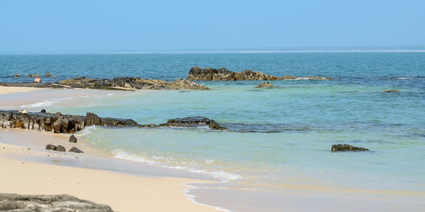 Rocky shores and peaceful vibes at Ottinene Beach make it among the best places to visit near Byndoor.