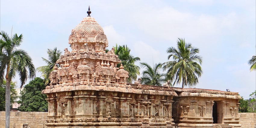 Avinashi Temple in Tiruppur with traditional architecture and stone structures.