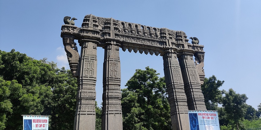 A stone structure, probably one of the entrances of the Warangal Fort near Hyderabad.
