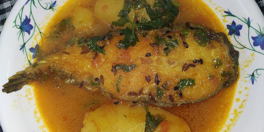 The simple yet tastiest traditional dish is called Alu Dam, a steamed potato curry.
