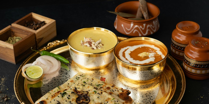 Traditional Indian thali with dal and naan at India Gate Restaurant, one of the top Indian restaurants in Antalya Turkey.
