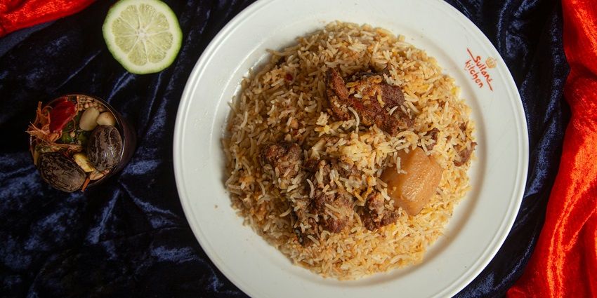 Aromatic chicken biryani served at the best non-veg restaurants in Guwahati.