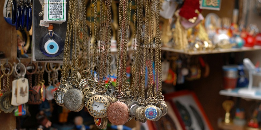 Souvenirs are displayed at the Jade Market, one of the famous street markets in Hong Kong.
