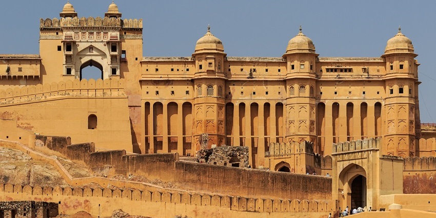 Panoramic view of Amber Fort in Rajasthan during New Year in Rajasthan celebrations.