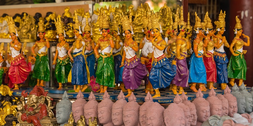 Apsara dancer dolls are displayed at a souvenir shop in Psar Chaa, Siem Reap.
