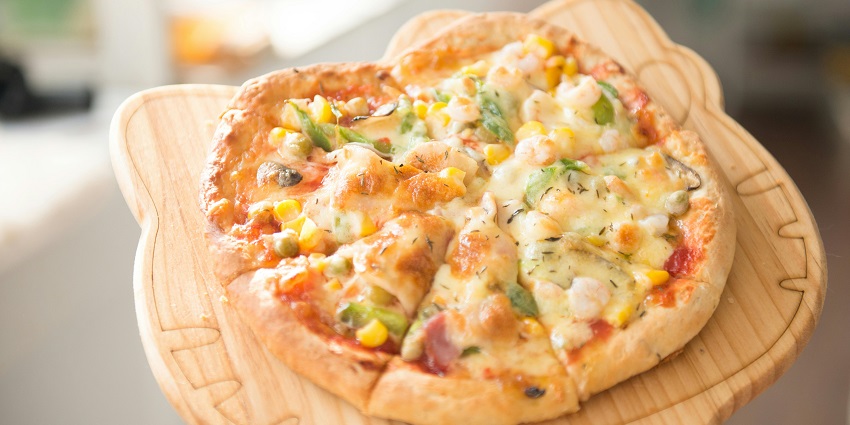 Pizza served at Rola Costa Restaurant, a popular dining place in Port Blair.