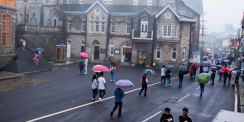 An image of rain-soaked streets of Shimla, Himachal Pradesh, India