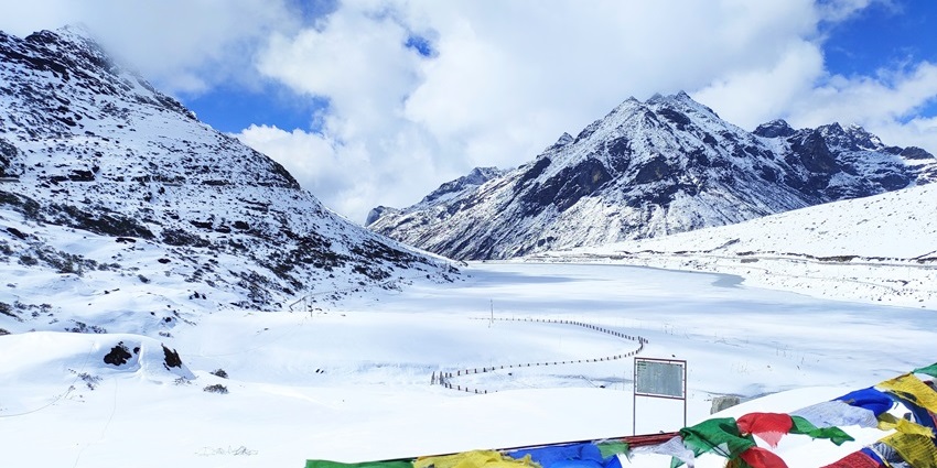 Tawang in Arunachal Pradesh is one of the most incredible places with snowfall in India.